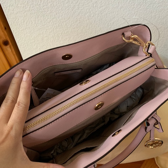 NWT Michael Kors Savannah Large Satchel - Picture 6 of 8